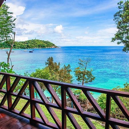 Daya Hill Seaview Hotel Koh Lipe Buitenkant foto