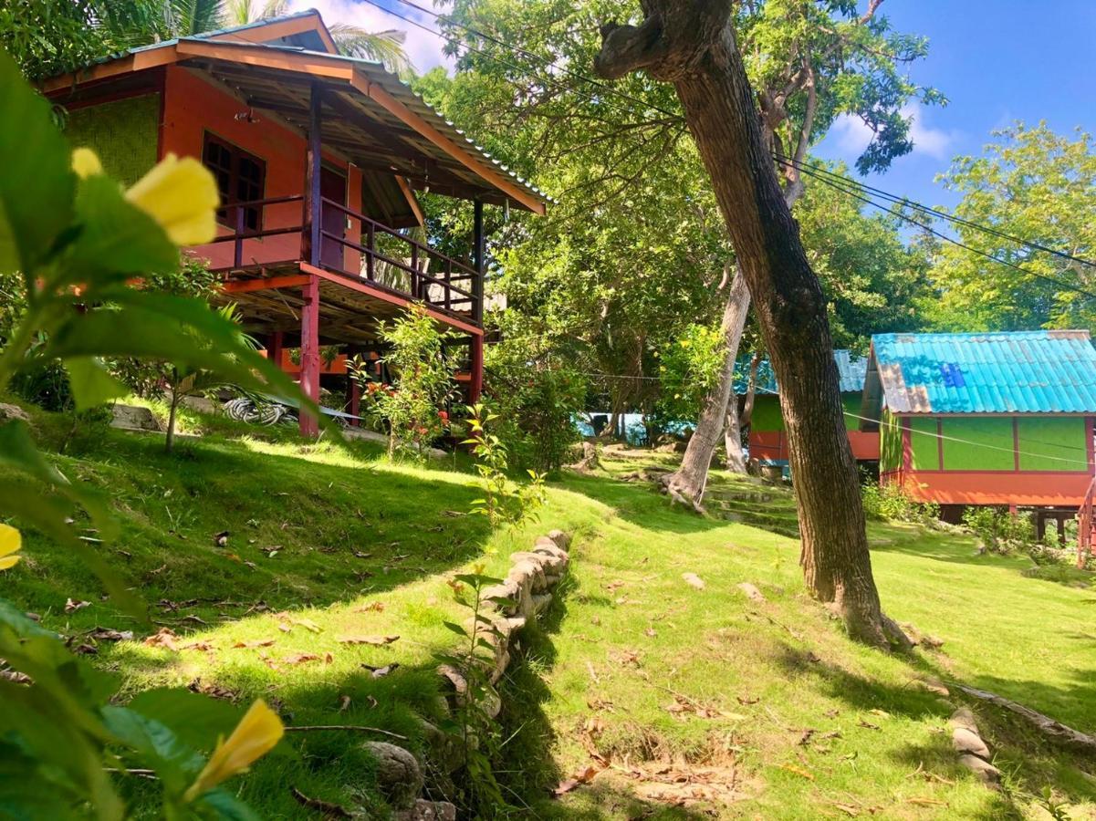 Daya Hill Seaview Hotel Koh Lipe Buitenkant foto