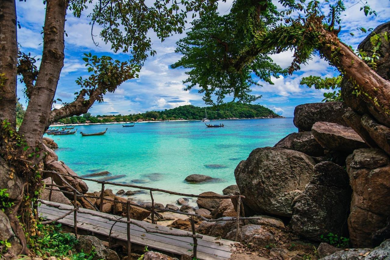 Daya Hill Seaview Hotel Koh Lipe Buitenkant foto