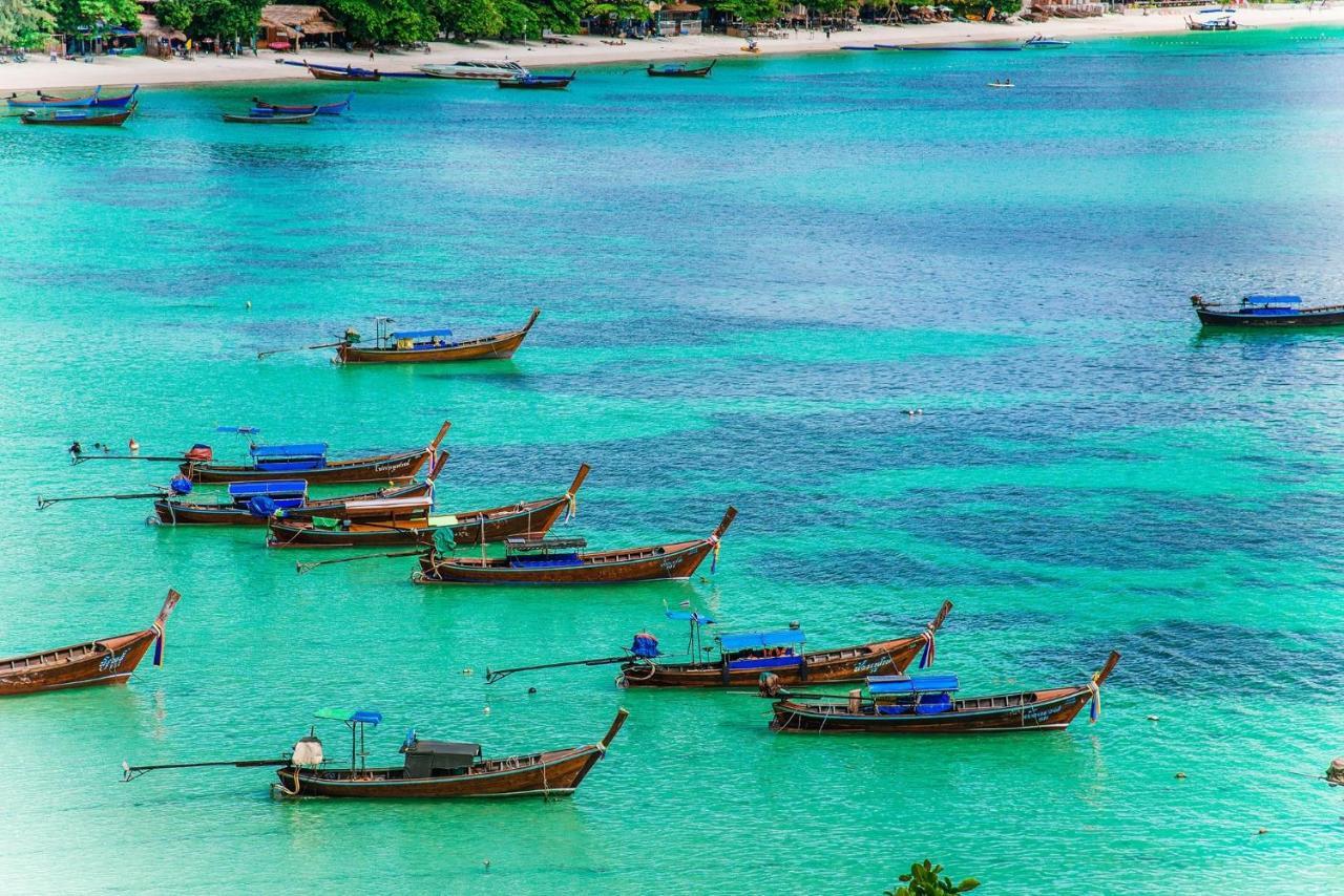 Daya Hill Seaview Hotel Koh Lipe Buitenkant foto
