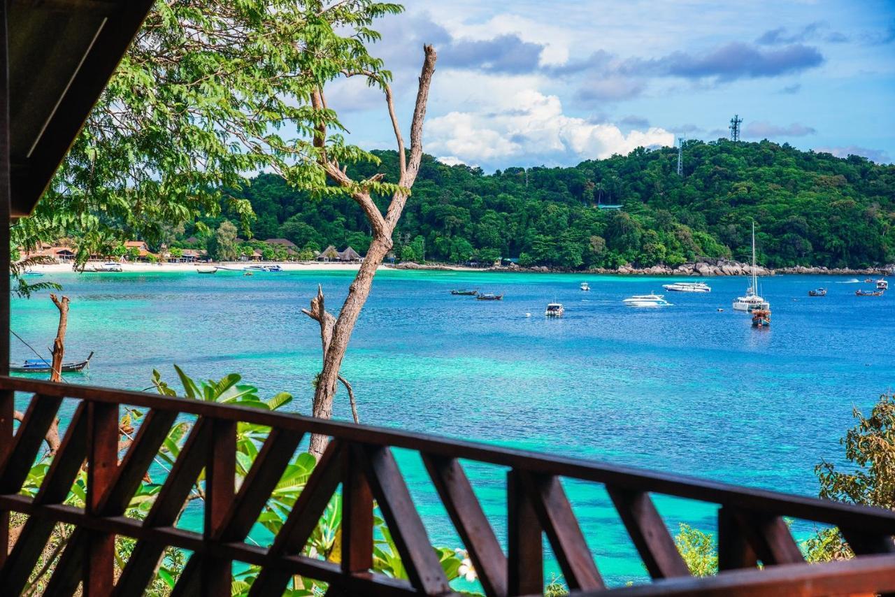 Daya Hill Seaview Hotel Koh Lipe Buitenkant foto